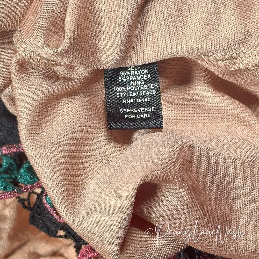 Double Zero Sleeveless Aztec Scoop Back Maxi Dress Taupe - Picture 6 of 11